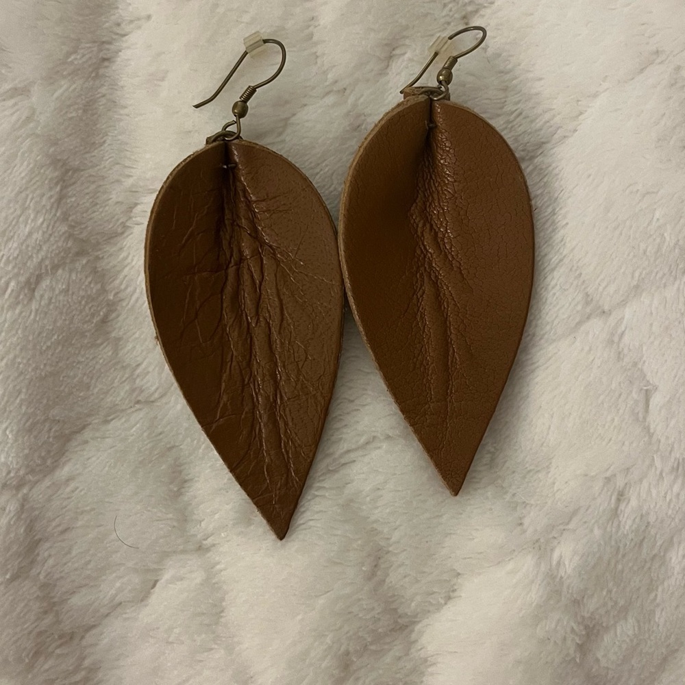 Raven + Lily Zia Leather Leaf Earrings, brown